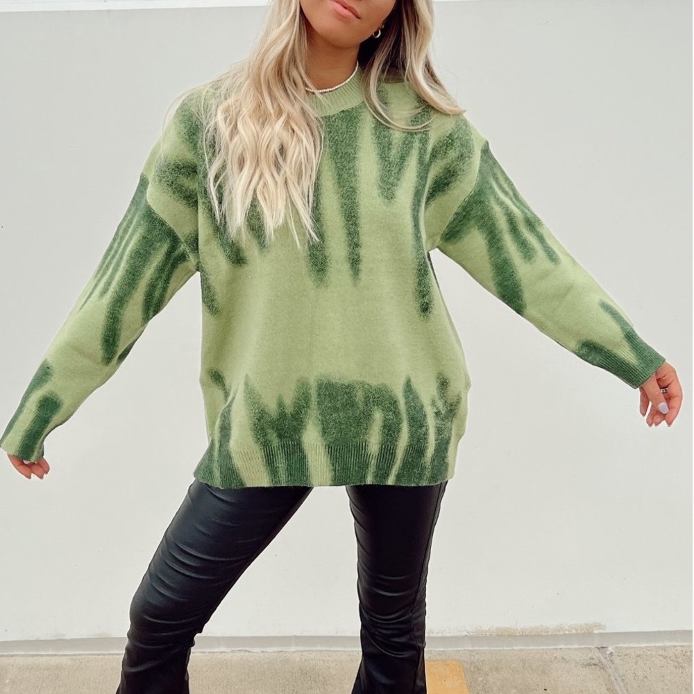 Oversized Le Lis Abstract Knit Sweater